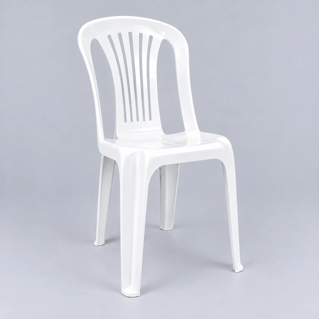 Cadeira Plástica Bistrô Branca Liberty Plast